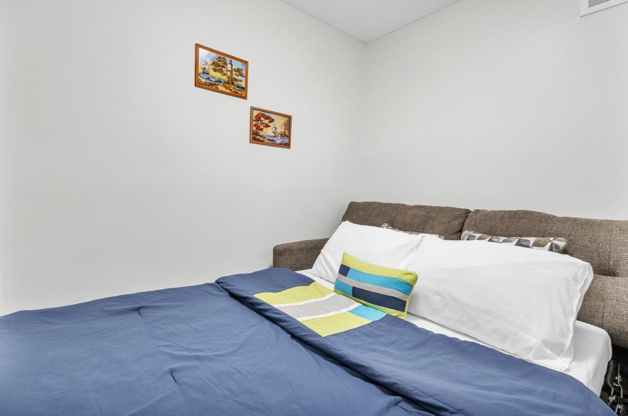 Modern 1 Bedroom + Den In Cambridge Eksteriør bilde